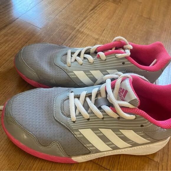 Kids girls adidas pink gray sneakers size 3 youth - some scuffs & dirt GUC - Picture 2 of 7